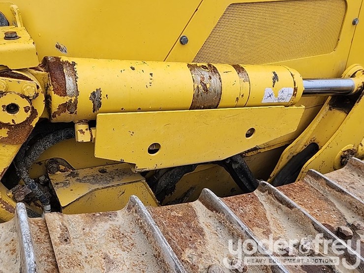 2021-komatsu-d71exi-24-image-11