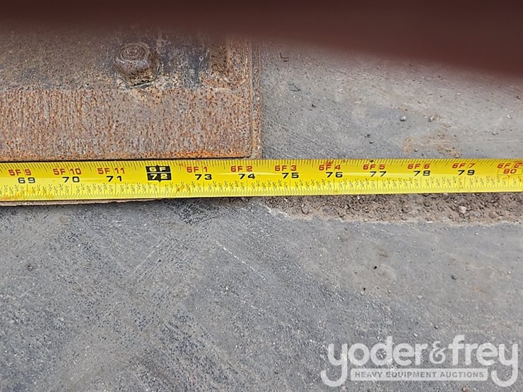 2022-caterpillar-299d3-image-34