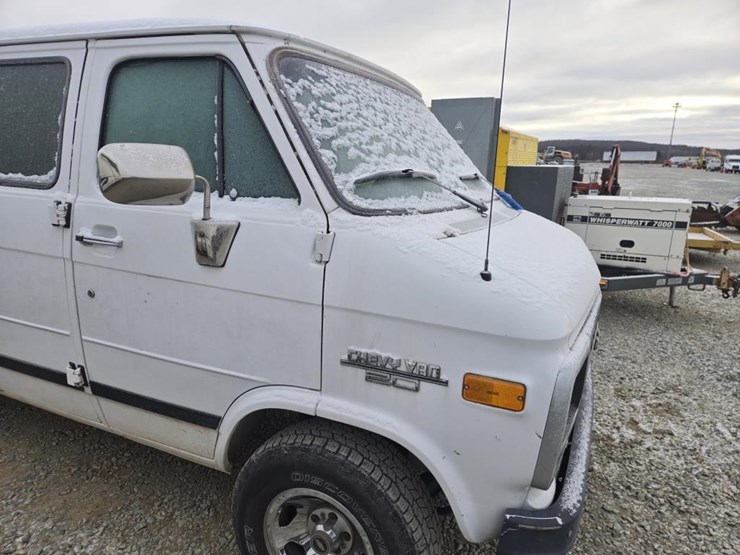 1995-chevrolet-g20-image-10