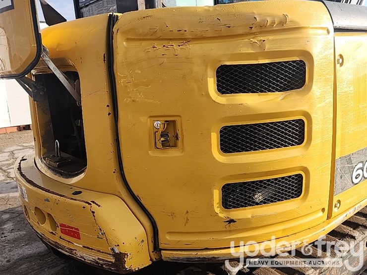 2020-deere-60g-image-23