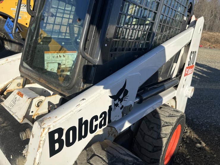 2015-bobcat-s70-image-16