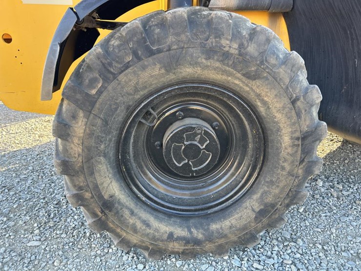 2016-jcb-507-42-image-59