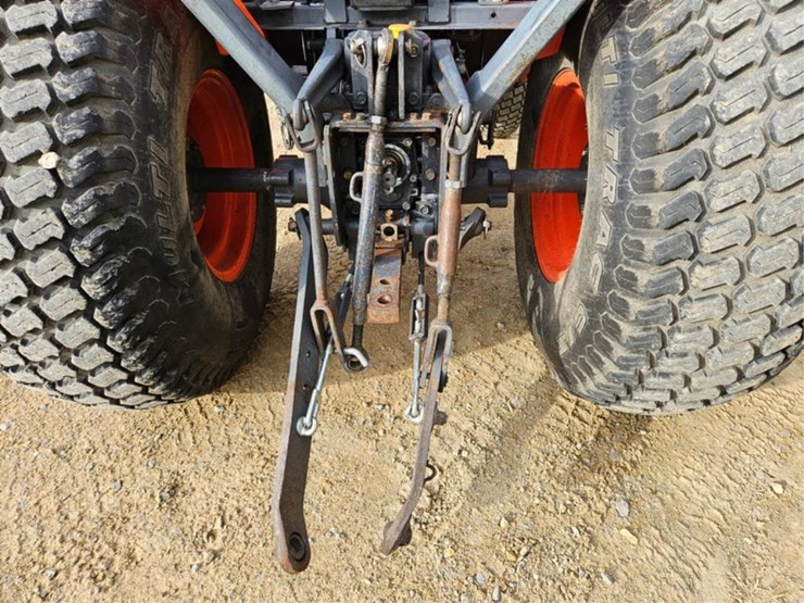 kubota-b7800-image-12