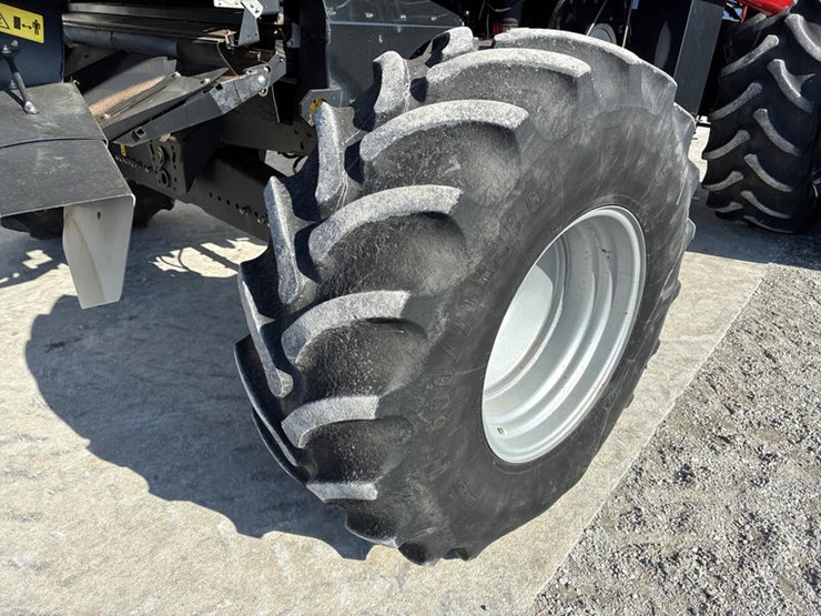 2020-case-ih-7250-image-42