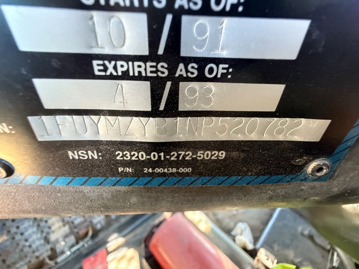 #22592-•-inop-1992-freightliner-t/a-daycab-truck-tractor-vin:-1fuymzyb1np520782-image-90