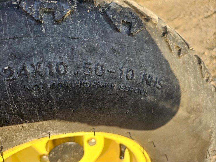 2009-john-deere-gator-hpx-image-13