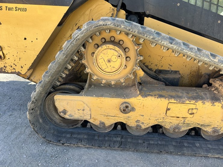 caterpillar-299d-image-36