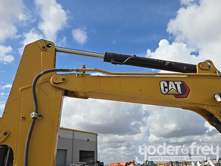 2021-caterpillar-306-cr-image-32