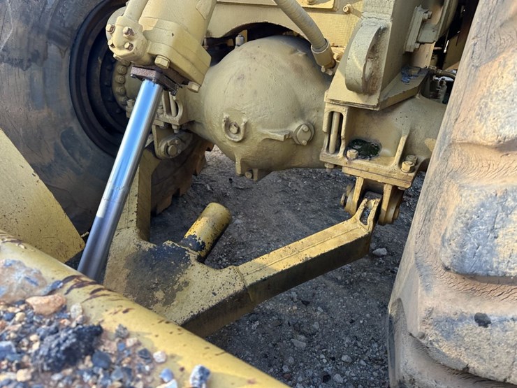 caterpillar-824b-image-13