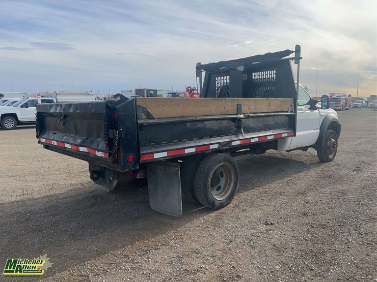 2005-ford-f550-image-4