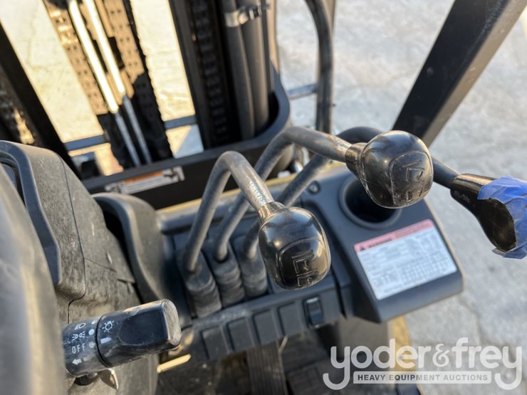 2015-caterpillar-2c6000-image-15