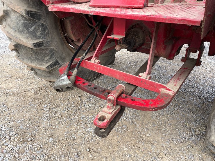 1956-international-600-image-17