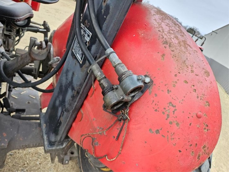 massey-ferguson-240-image-15