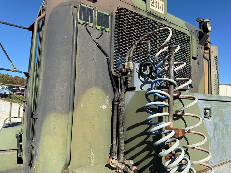 #22592-•-inop-1992-freightliner-t/a-daycab-truck-tractor-vin:-1fuymzyb1np520782-image-37