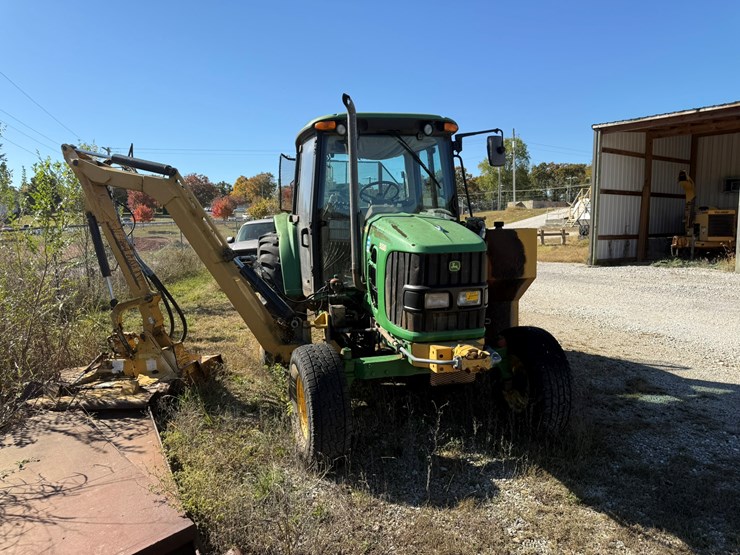 john-deere-6330-image-1