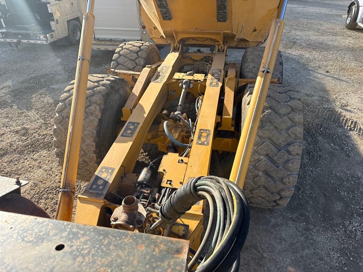 2015-deere-460e-image-14