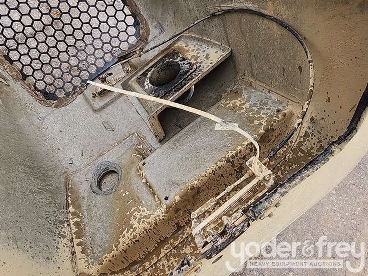 2007-volvo-sd45-image-15