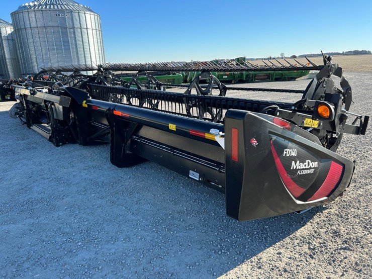 2019-mac-don-fd140-image-7