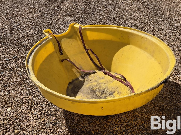 poly-auger-hopper-image-7