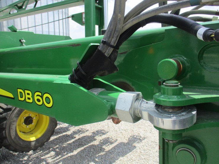 2016-john-deere-db60-image-120