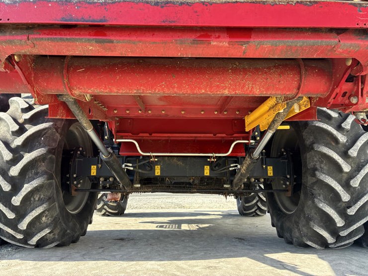 2020-case-ih-7250-image-27
