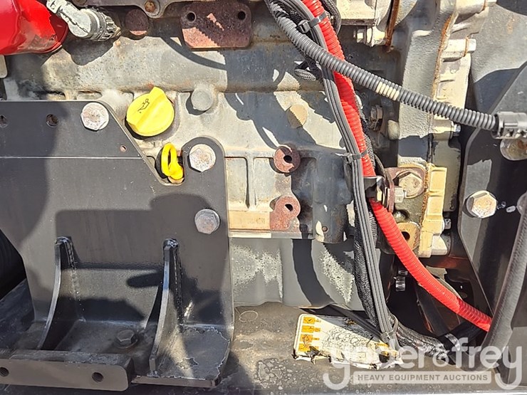 2014-jlg-600aj-image-87