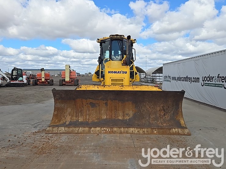 2023-komatsu-d61pxi-24-image-8