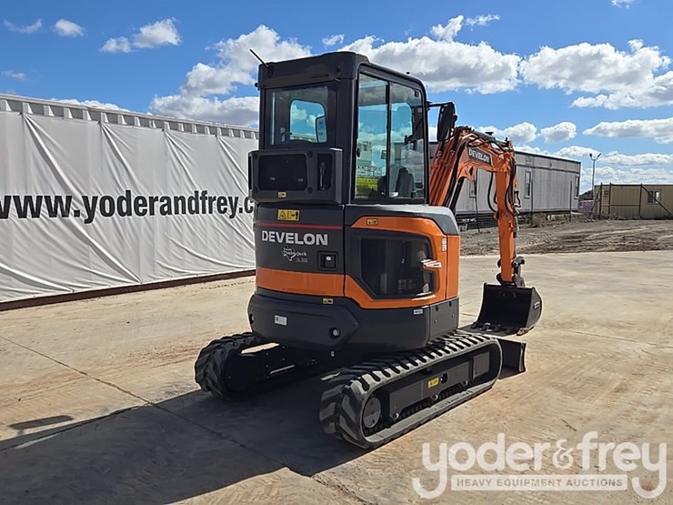 2024-develon-dx27z-7-image-5