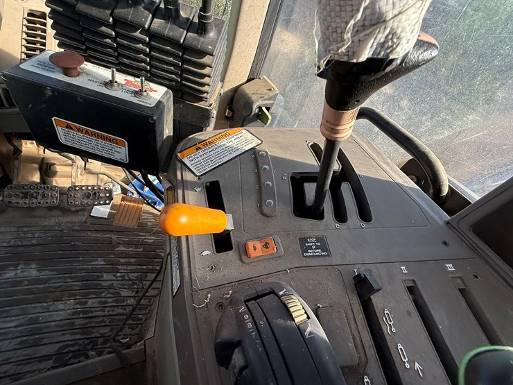 john-deere-6330-image-77