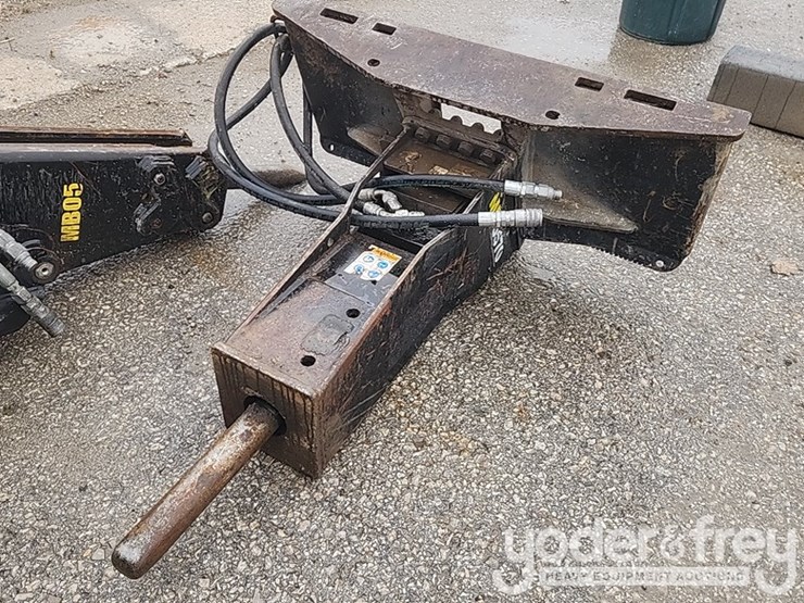 breaker-attachment-to-suit-skidsteer-image-3
