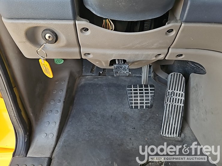 2019-freightliner-cascadia-image-38