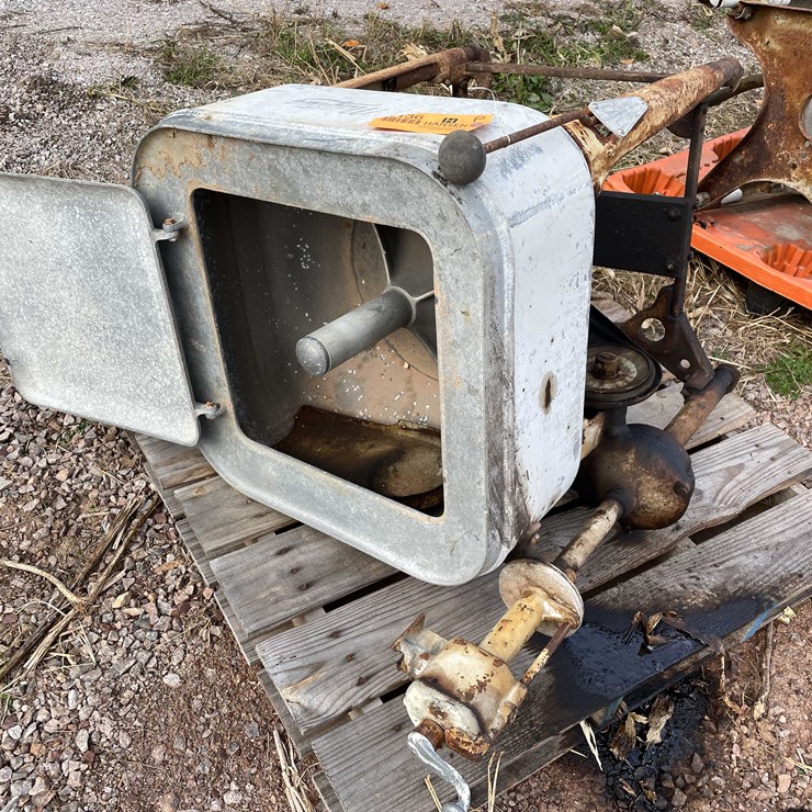 #3136 • Vintage Maytag Washing Machine