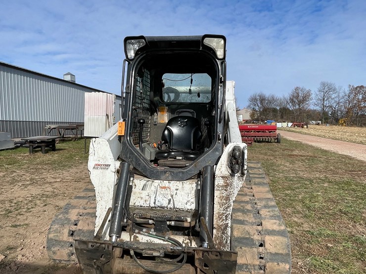 2017-bobcat-t770-image-2