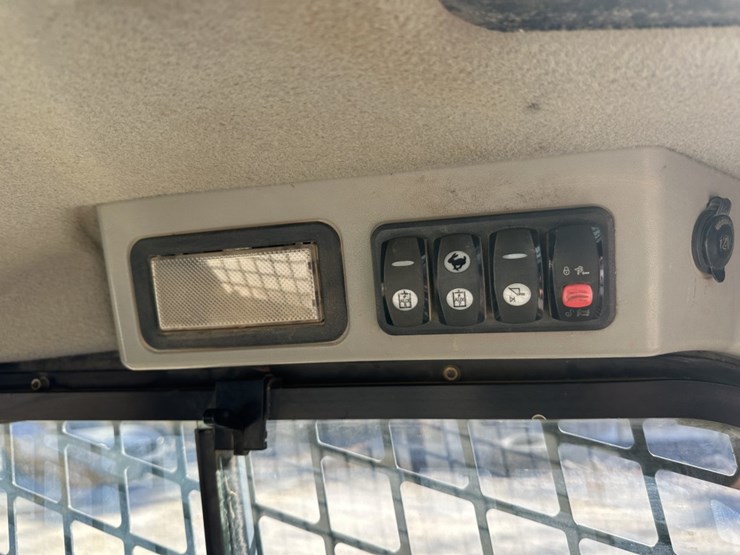 caterpillar-299d-image-29