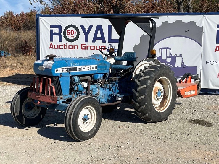 ford-tractor-image-1