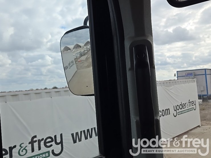 2014-caterpillar-938k-image-179