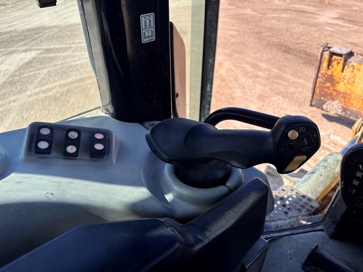 caterpillar-d6n-lgp-image-20