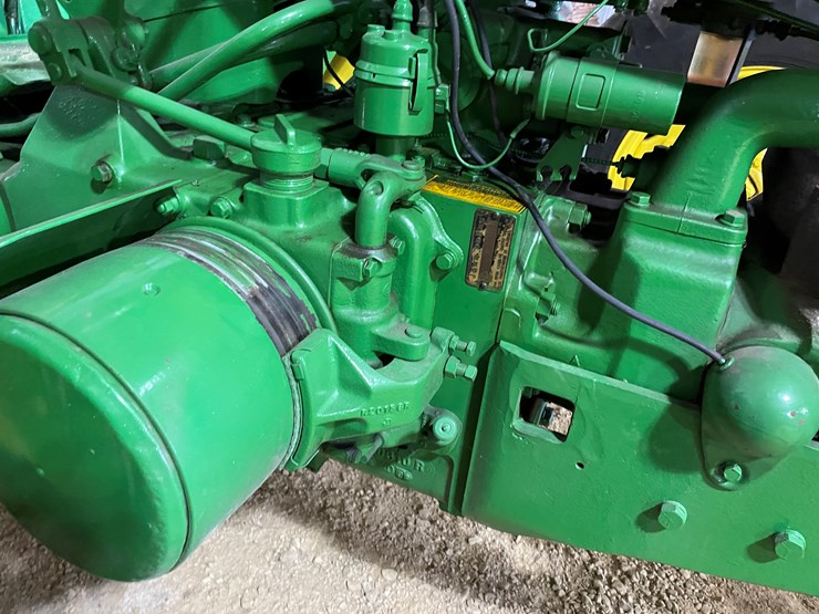 john-deere-530-image-22
