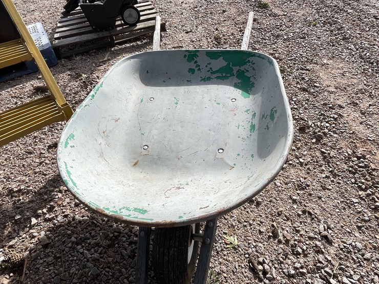 #3109-•-wheelbarrow-image-5