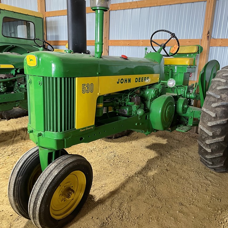 JOHN DEERE 530