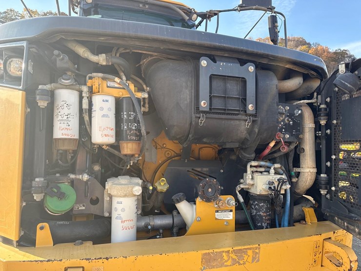 2015-deere-460e-image-19