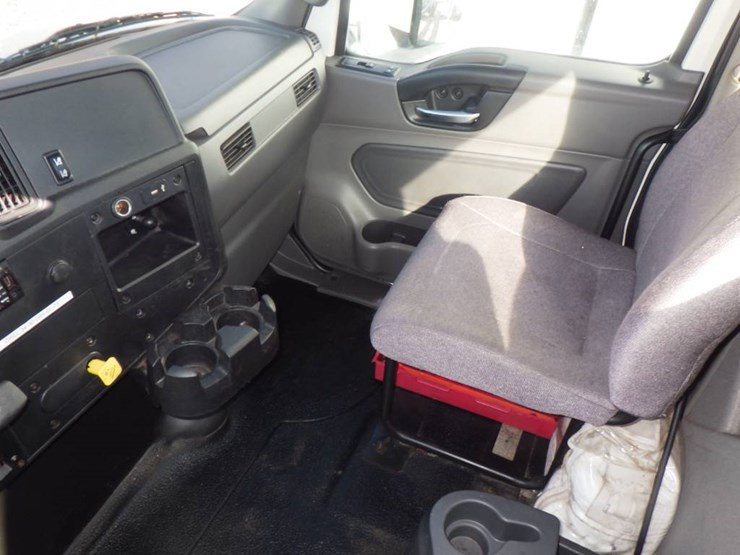 international-mv607-image-15