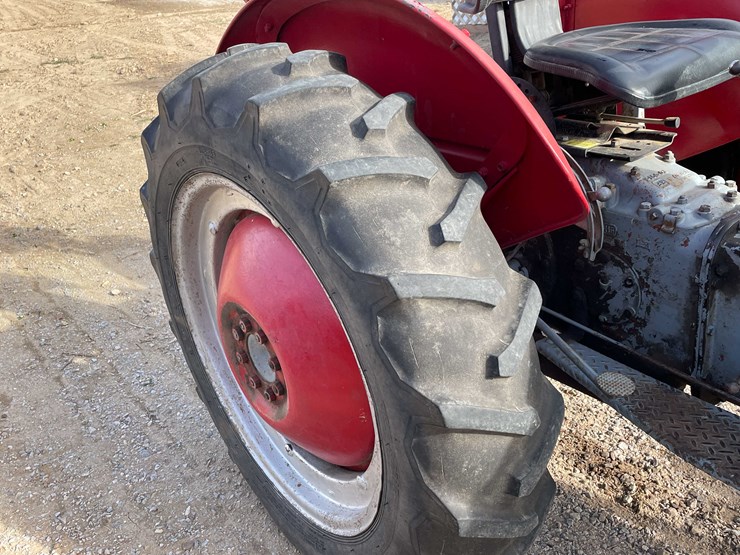 #3017-•-ferguson-wide-front-tractor-image-18