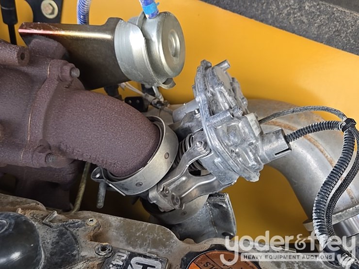 2019-caterpillar-tl1255d-image-88