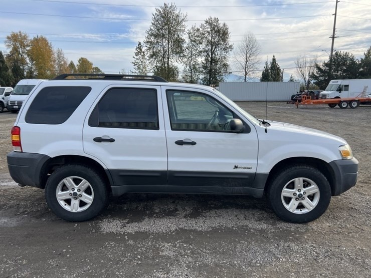 2007-ford-escape-hybrid-image-3