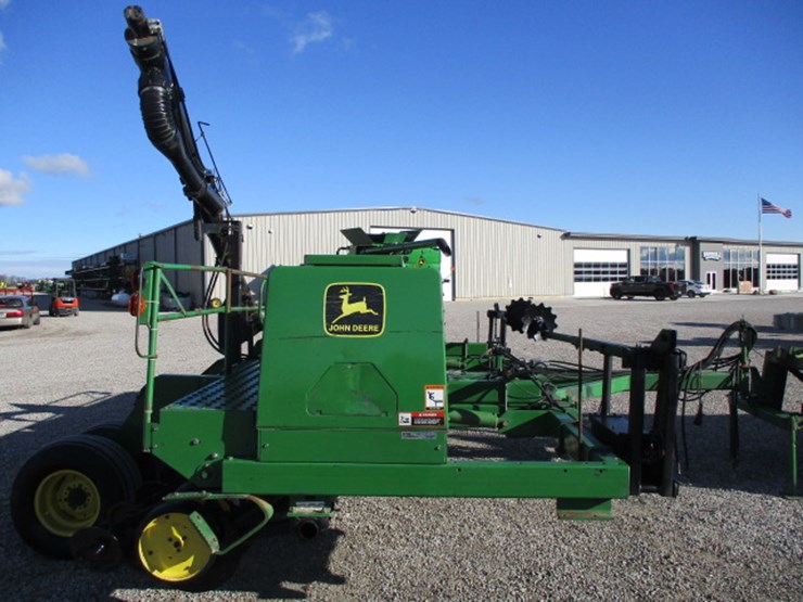 john-deere-750-image-3