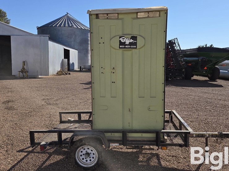 2010-carry-on-8'-utility-trailer-w/mini-biff-port-a-potty-image-4