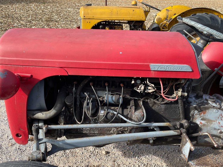 #3017-•-ferguson-wide-front-tractor-image-9