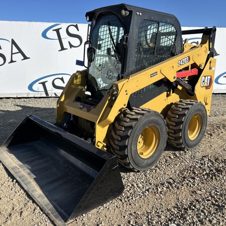 2022 CATERPILLAR 242D3
