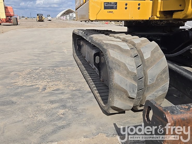 2021-caterpillar-306-cr-image-15